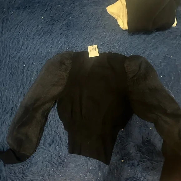 Elegant Black Women's Top - Picture 2 of 4